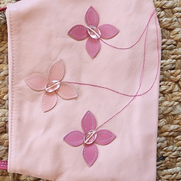 Luisa Clare 90's Australian Leather Floral Small Purse. - Picture 2 of 7